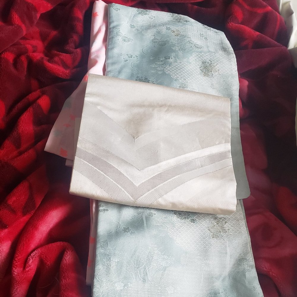 Japanese kimono and obi set